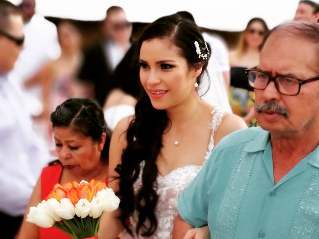 La boda de Carlos  y Yadira en Puerto Vallarta, Jalisco 8