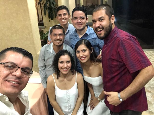 La boda de Carlos  y Yadira en Puerto Vallarta, Jalisco 13