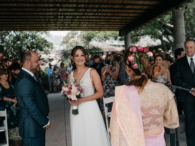 La boda de Efrain y Corina en Xochitepec, Morelos 38