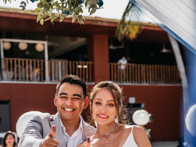 La boda de Ricardo y Victoria en Huatulco, Oaxaca 25