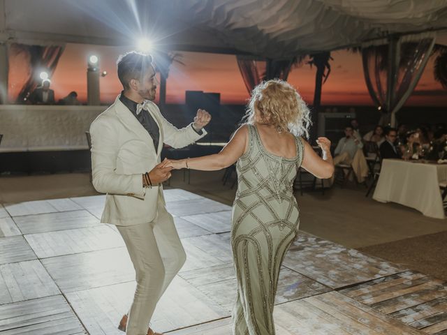 La boda de Giselle y Alan en Mazatlán, Sinaloa 21