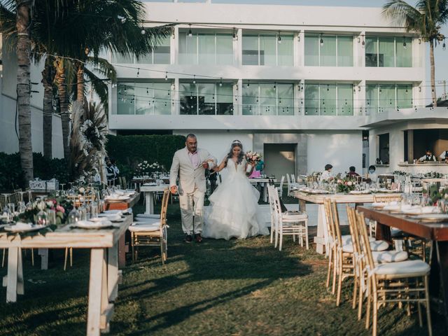 La boda de Andrea y Marco en Acapulco, Guerrero 158