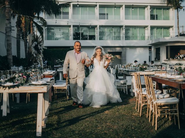 La boda de Andrea y Marco en Acapulco, Guerrero 159