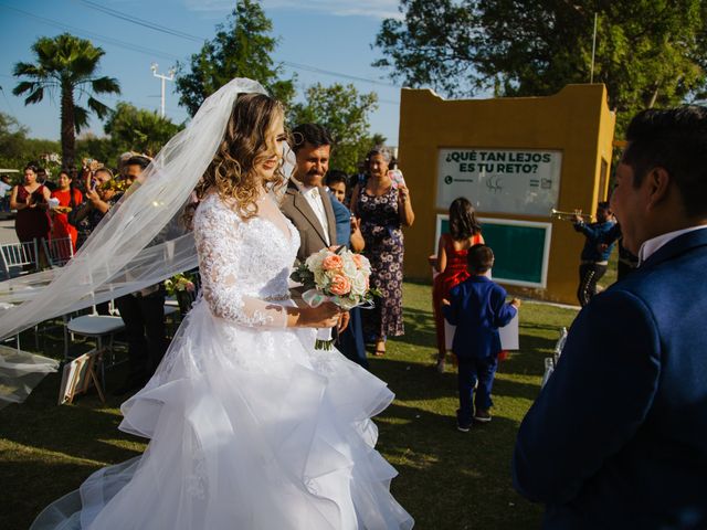 La boda de Noe y Stephanie en Apodaca, Nuevo León 4
