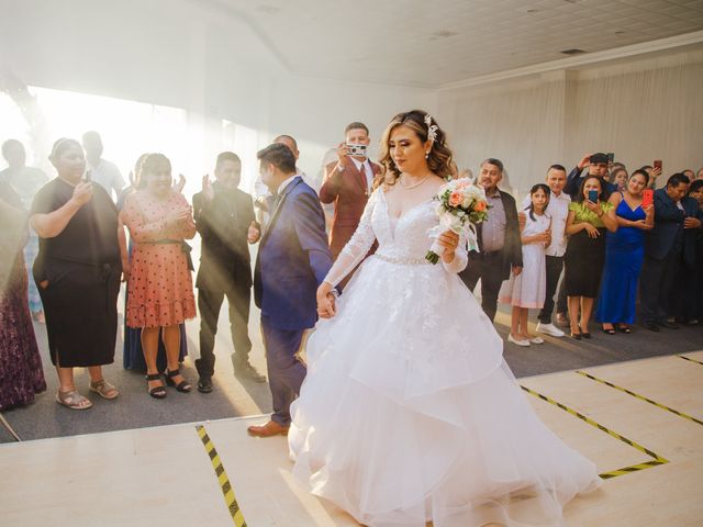 La boda de Noe y Stephanie en Apodaca, Nuevo León 20
