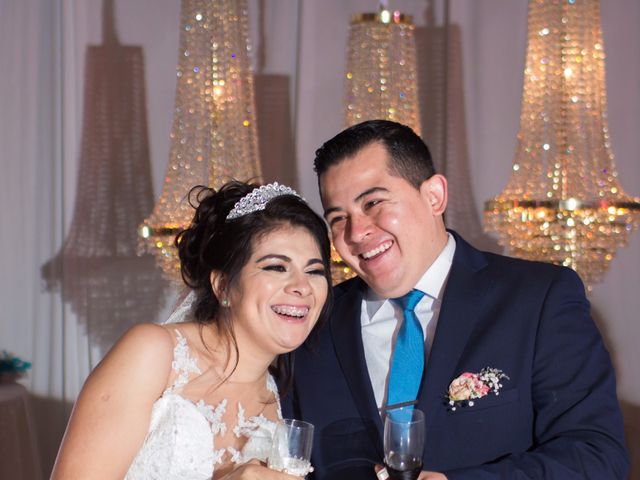 La boda de Karina  y Dennis  en Hidalgo, Michoacán 16