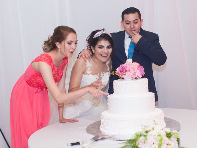 La boda de Karina  y Dennis  en Hidalgo, Michoacán 23
