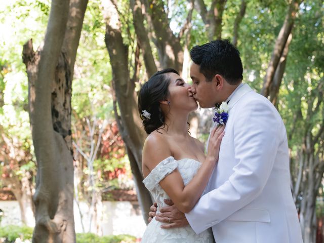 La boda de Cesar y Carolina en Cuernavaca, Morelos 27