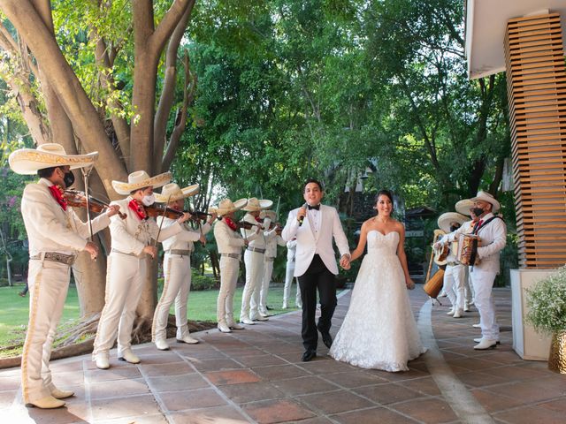La boda de Cesar y Carolina en Cuernavaca, Morelos 28