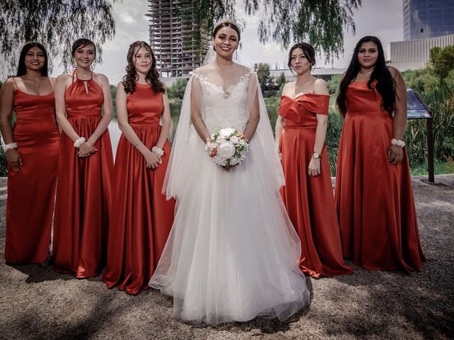 La boda de Marco  y Isabel  en León, Guanajuato 16