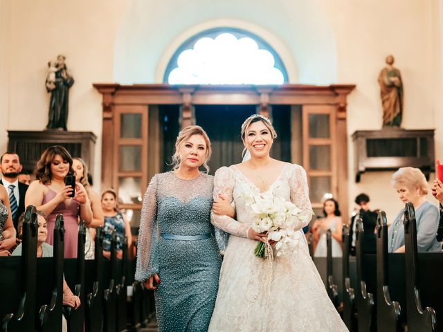 La boda de Vladimir y Mariana en Hermosillo, Sonora 52