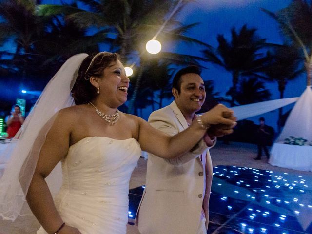 La boda de Juan Antonio y Karla en Playa del Carmen, Quintana Roo 15