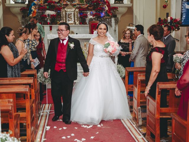 La boda de Edgar  y Karen  en Colima, Colima 20