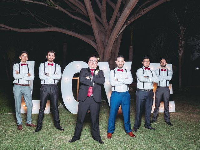 La boda de Edgar  y Karen  en Colima, Colima 23