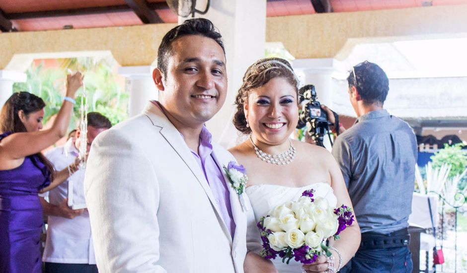 La boda de Juan Antonio y Karla en Playa del Carmen, Quintana Roo