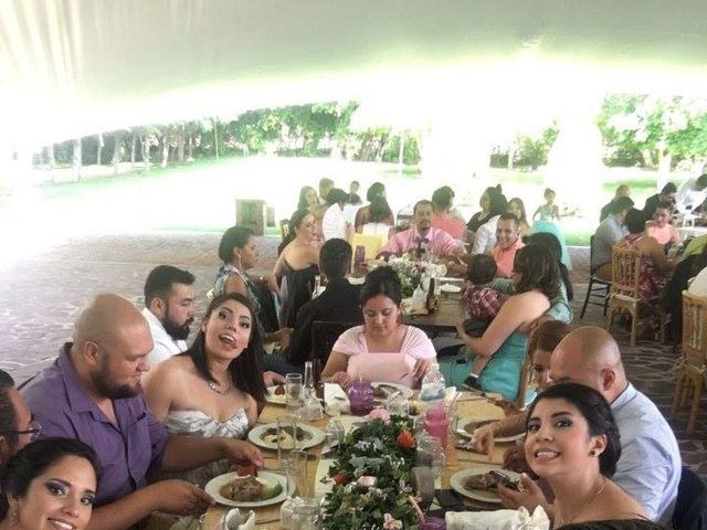 La boda de Hugo y Lupita en Apaseo El Grande, Guanajuato 49