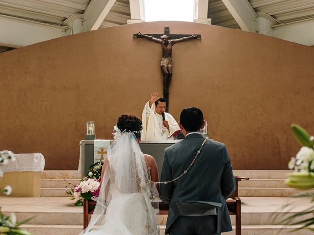 La boda de Arnulfo y Gabriela en Ixtapa Zihuatanejo, Guerrero 20