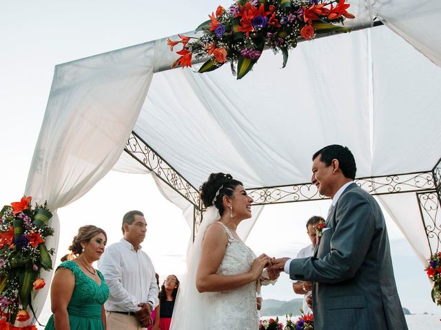La boda de Arnulfo y Gabriela en Ixtapa Zihuatanejo, Guerrero 49