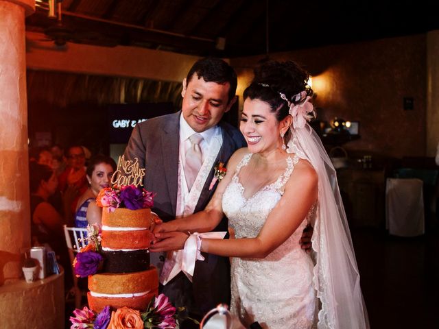 La boda de Arnulfo y Gabriela en Ixtapa Zihuatanejo, Guerrero 60