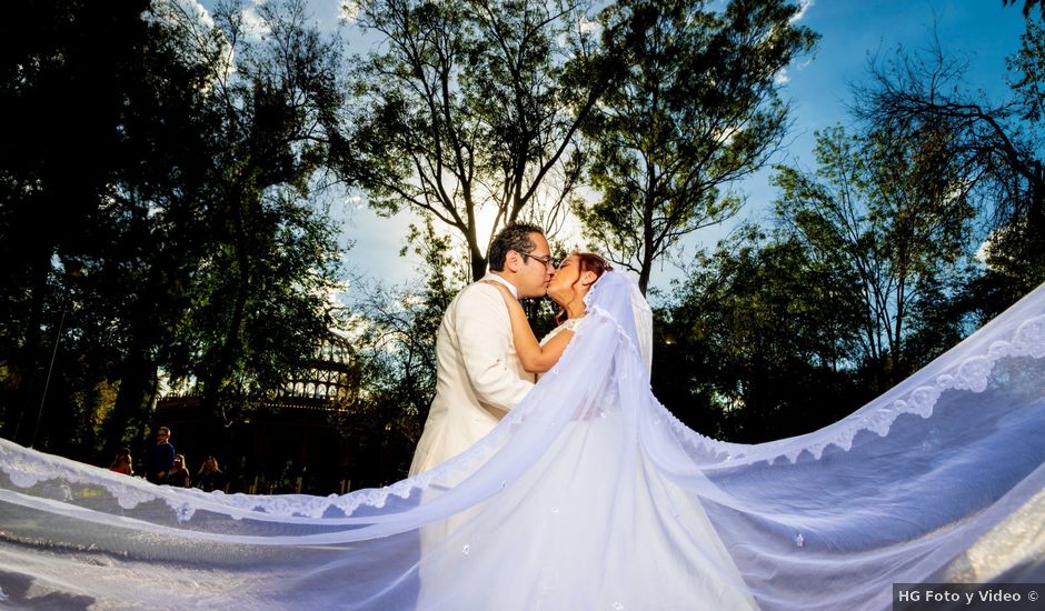 La boda de Alejandro y Magdalena en Azcapotzalco, Ciudad de México