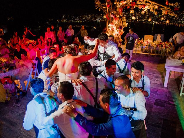 La boda de Irving y Fabiola en Acapulco, Guerrero 61