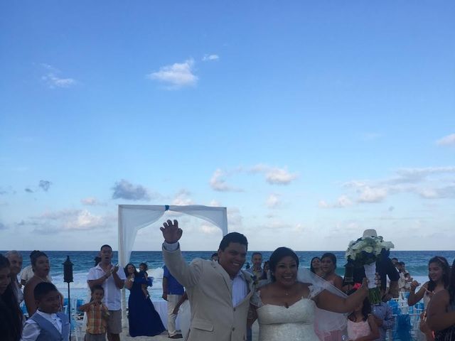 La boda de Alan  y María Elena  en Cancún, Quintana Roo 4