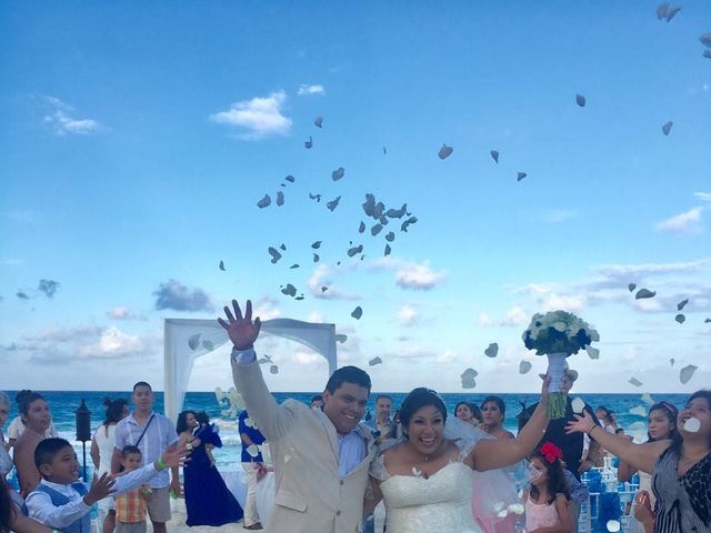 La boda de Alan  y María Elena  en Cancún, Quintana Roo 6