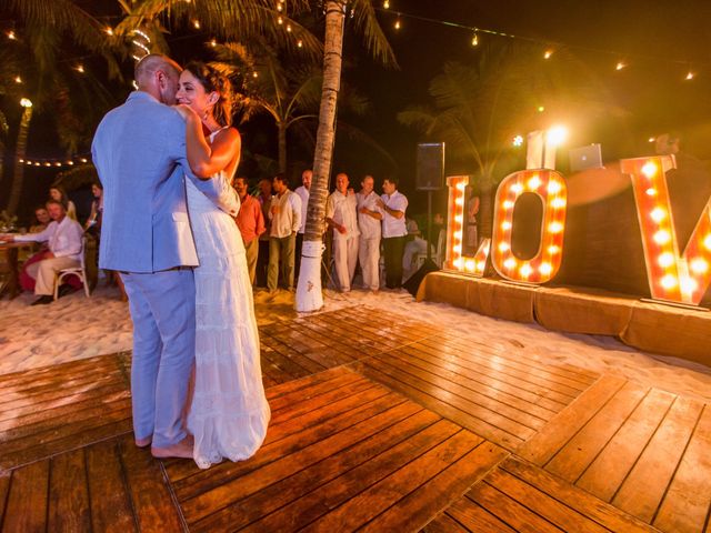 La boda de Gabriel y Shinkari en Playa del Carmen, Quintana Roo 42