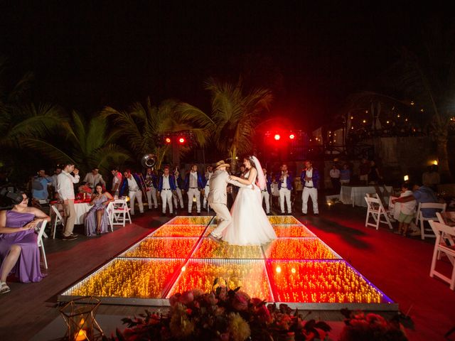 La boda de Alan y Mónica en Puerto Vallarta, Jalisco 15