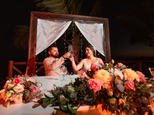 La boda de Alan y Mónica en Puerto Vallarta, Jalisco 17
