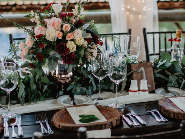 La boda de Manuel y Monica en Pluma Hidalgo, Oaxaca 32