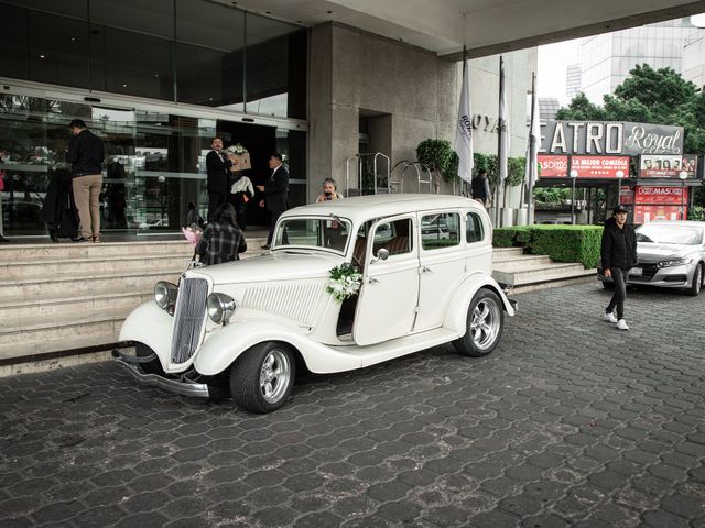 La boda de Alex y Dany en Coyoacán, Ciudad de México 22