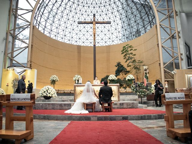 La boda de Alex y Dany en Coyoacán, Ciudad de México 43