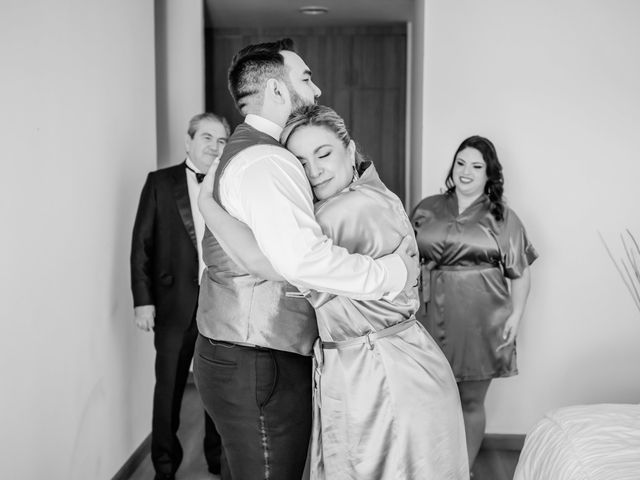 La boda de Luis Omar y Zayra en Hermosillo, Sonora 24