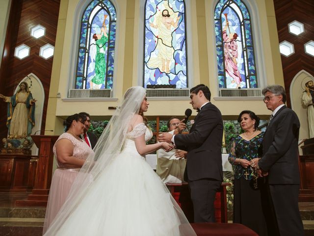 La boda de Leo y Danae en Tlajomulco de Zúñiga, Jalisco 23