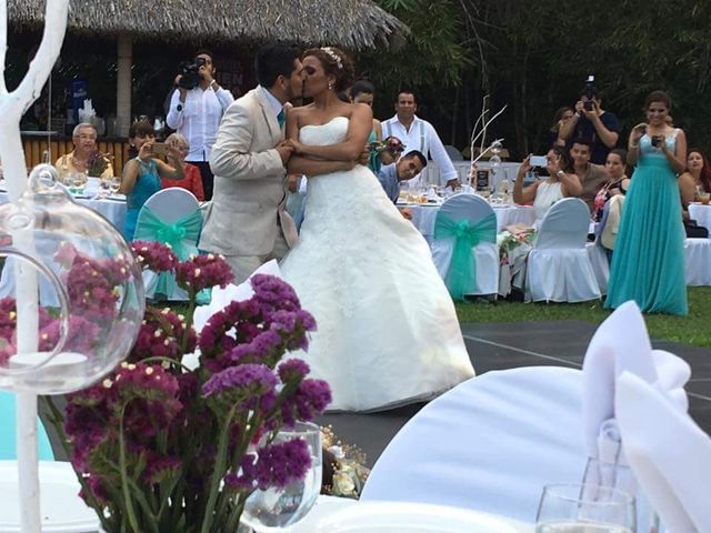 La boda de Sebastián y Evelin  en Huatulco, Oaxaca 4