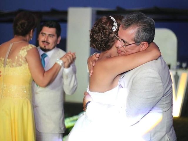La boda de Sebastián y Evelin  en Huatulco, Oaxaca 26