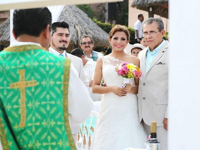 La boda de Sebastián y Evelin  en Huatulco, Oaxaca 30