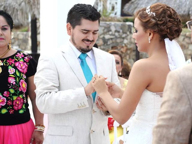La boda de Sebastián y Evelin  en Huatulco, Oaxaca 33