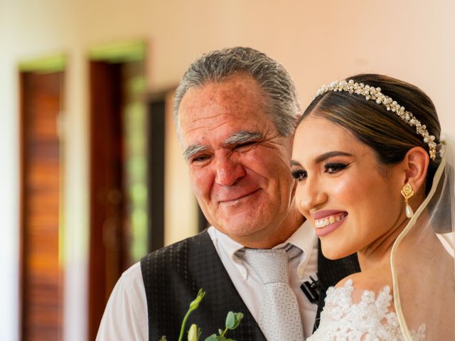 La boda de Abrahan y Elena en Zapopan, Jalisco 13