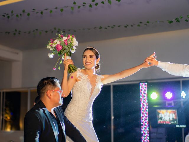 La boda de Abrahan y Elena en Zapopan, Jalisco 70