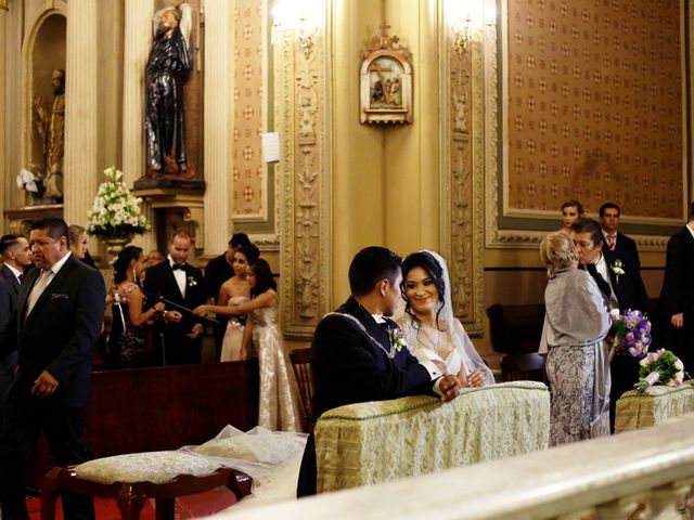 La boda de Oliver y Zuria en San Luis Potosí, San Luis Potosí 19