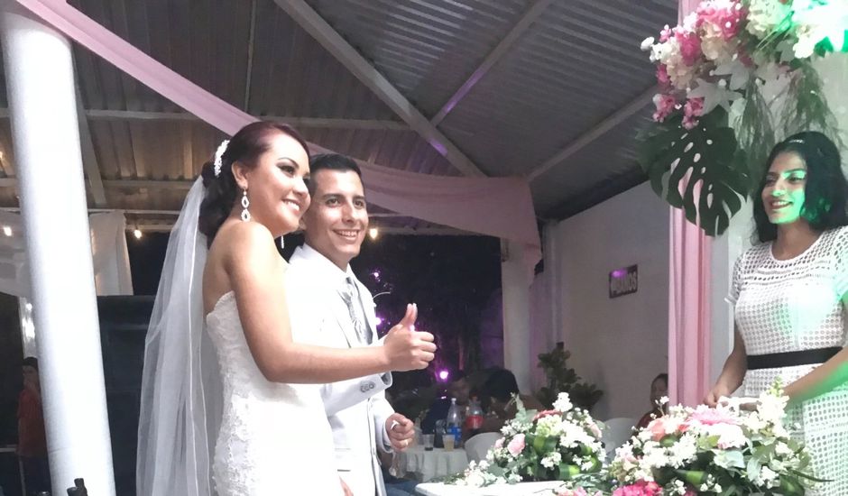La boda de Jonathan  y Ana karen en Ixtapa Zihuatanejo, Guerrero