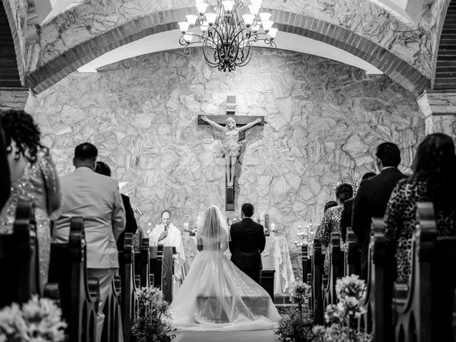 La boda de Jonathan y Briseida en Hermosillo, Sonora 26