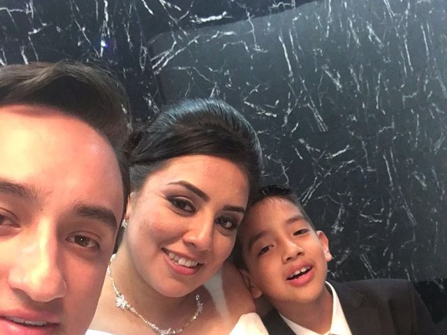 La boda de Gustavo  y Lízbeth   en Iztapalapa, Ciudad de México 13