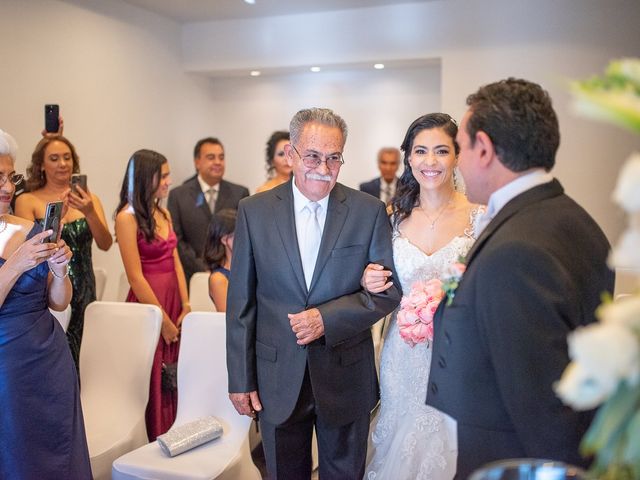 La boda de Patricio y Itzel en Miguel Hidalgo, Ciudad de México 17