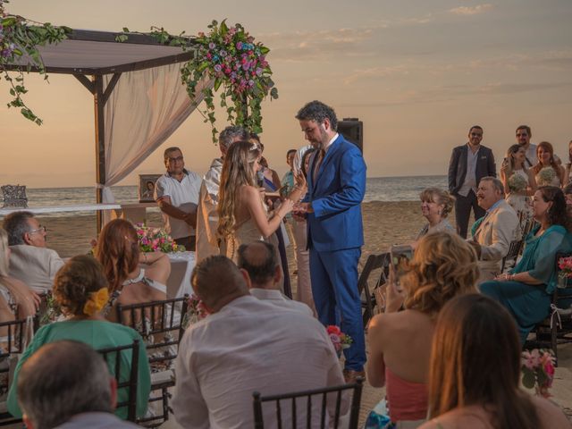 La boda de Arnold y Steph en Bahía de Banderas, Nayarit 23