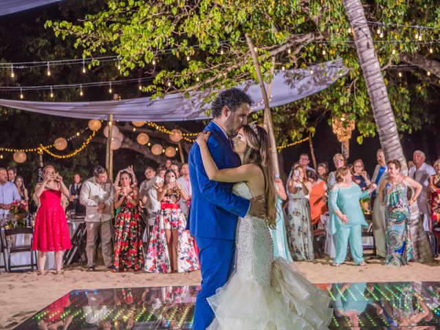 La boda de Arnold y Steph en Bahía de Banderas, Nayarit 27