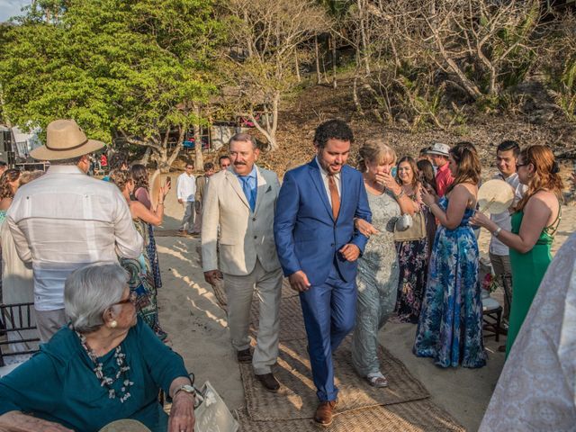 La boda de Arnold y Steph en Bahía de Banderas, Nayarit 44
