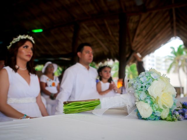 La boda de Juan Carlos y Nury en Ixtapa Zihuatanejo, Guerrero 25